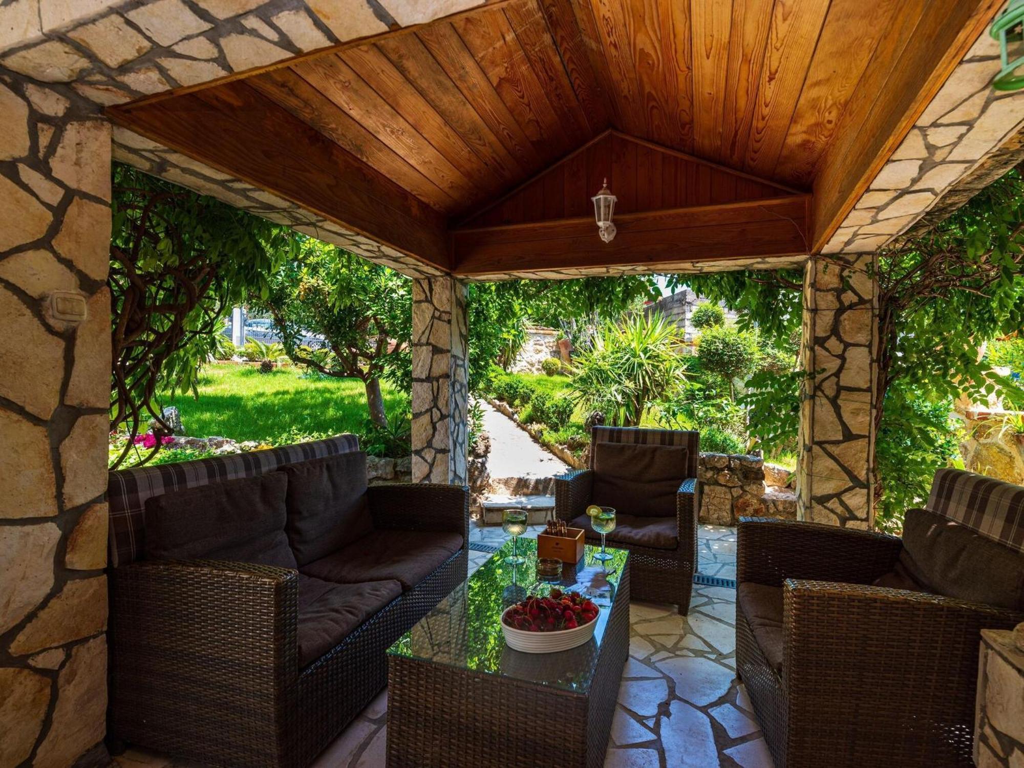 Beautiful Holiday Home With Private Pool, Nice Garden With Relax Area, Taverne Maslenica Dış mekan fotoğraf